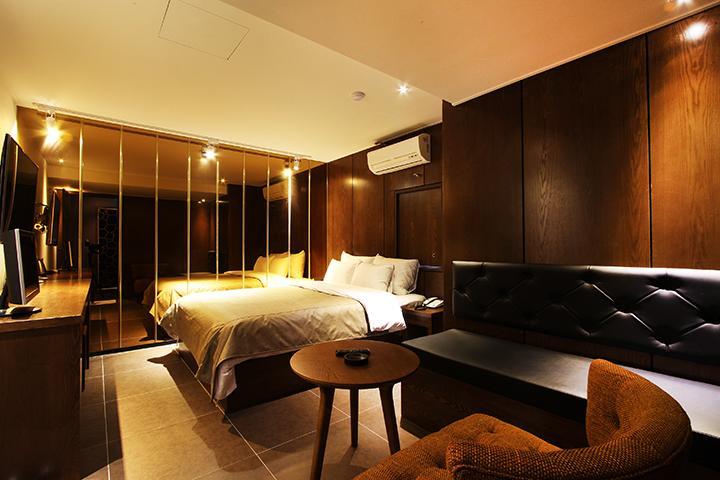 Dongdaemun La Tree Motel