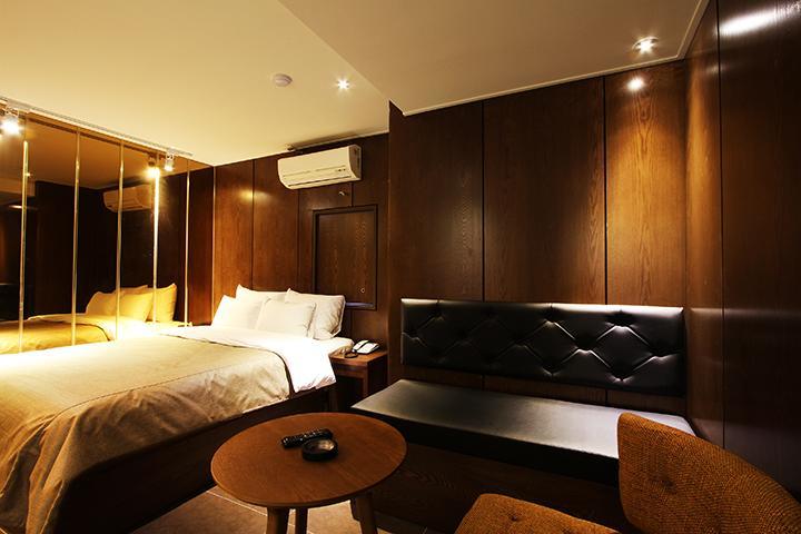 Dongdaemun La Tree Motel *