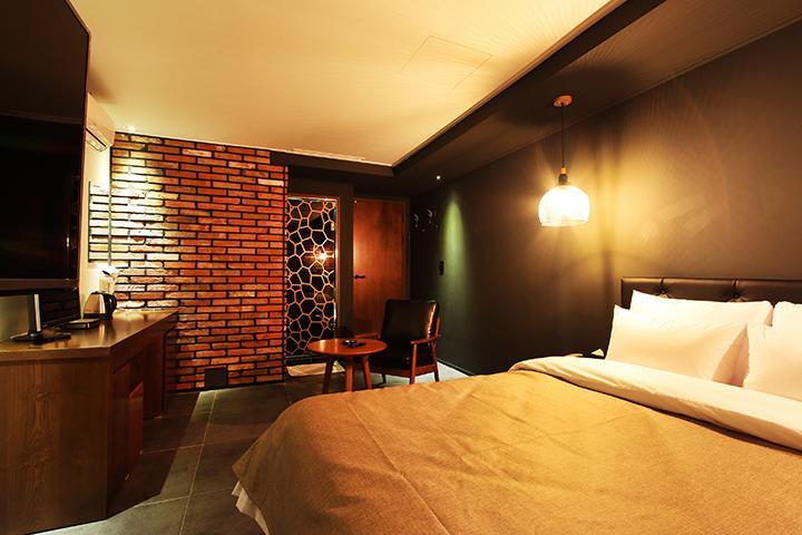 Dongdaemun La Tree Motel *